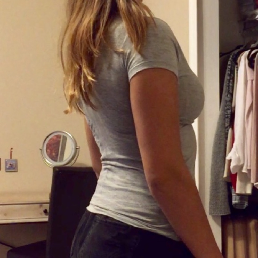Grey Top - Picture 7 of 7